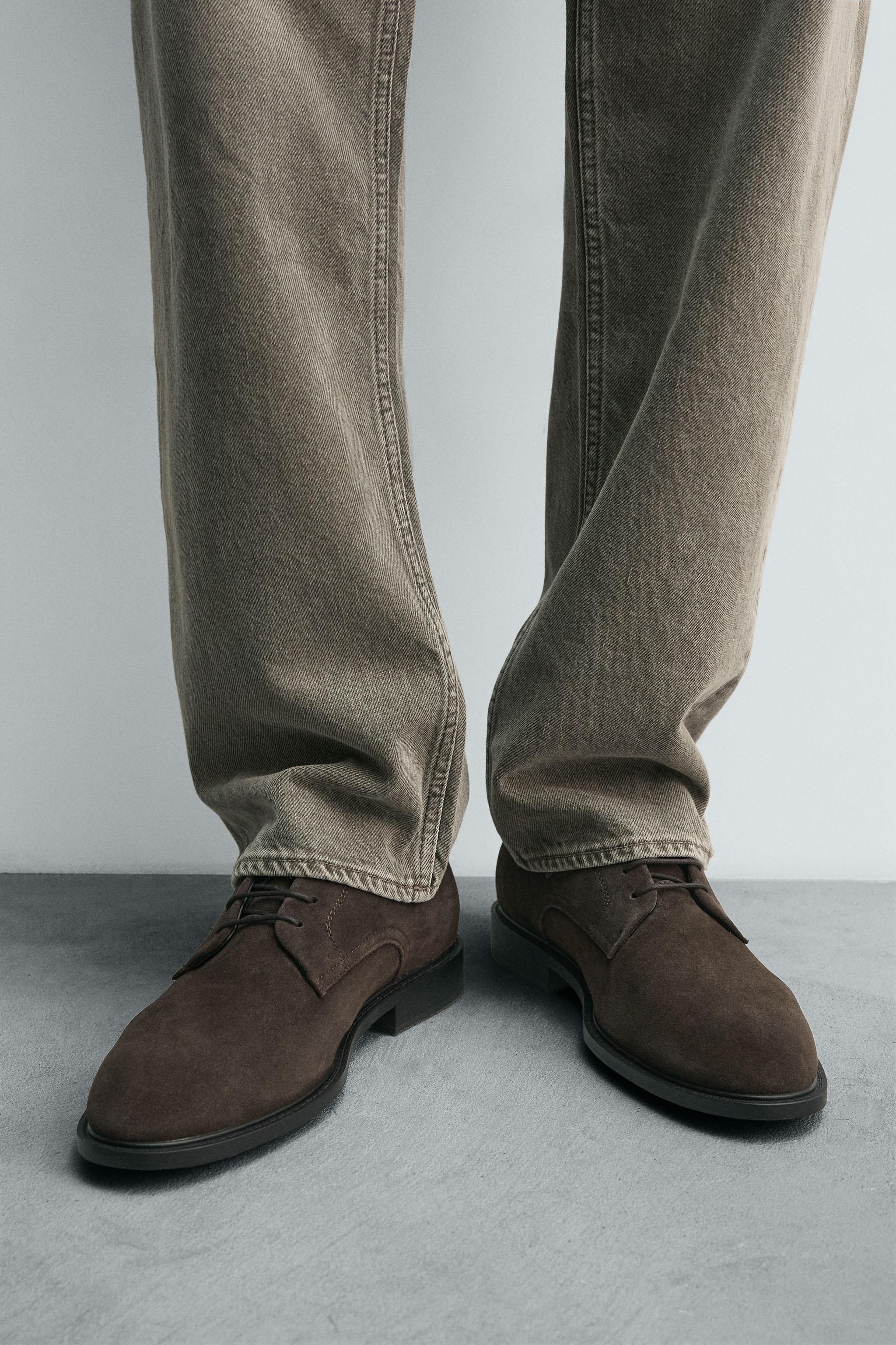 CHAUSSURES EN CUIR CHIC